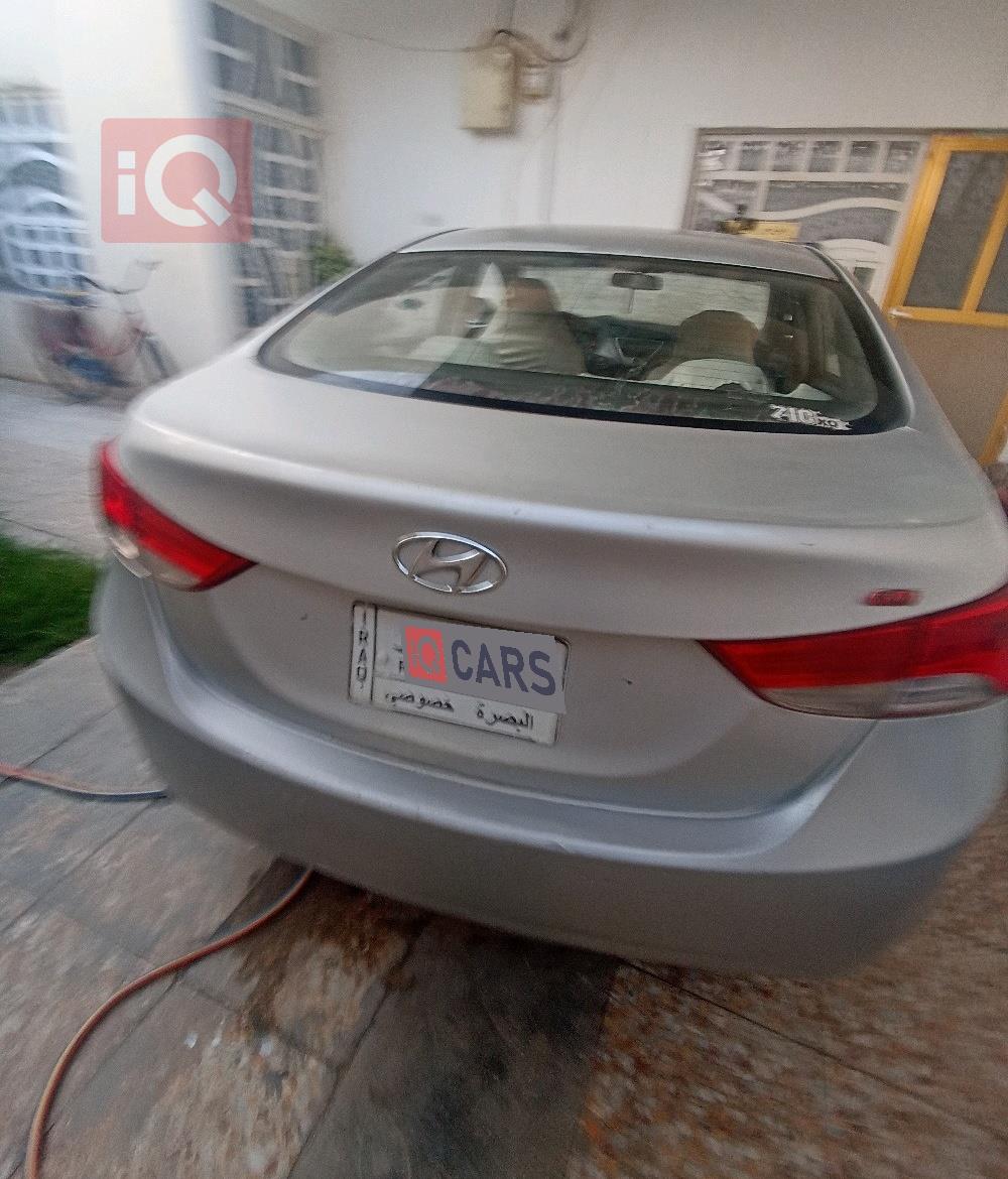 هیوندای ئەلەنترا